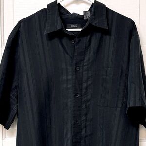Cezani Men’s Large Short Sleeve Button Up Shirt